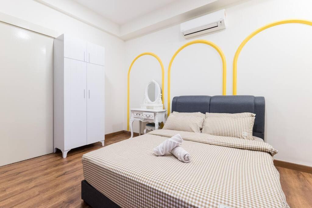 Arte Mont Kiara Duplex 4 Pax Jacuzzi Apartment Kuala Lumpur Bagian luar foto