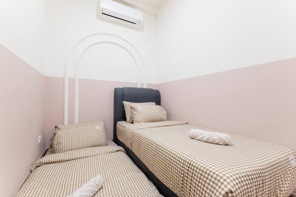 Arte Mont Kiara Duplex 4 Pax Jacuzzi Apartment Kuala Lumpur Bagian luar foto