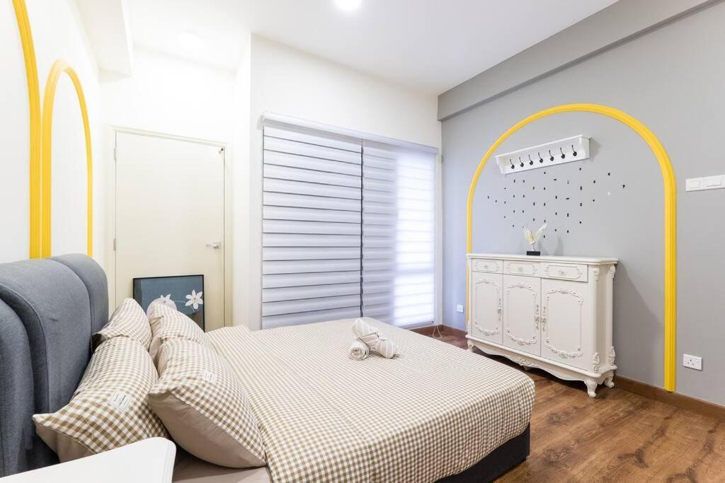 Arte Mont Kiara Duplex 4 Pax Jacuzzi Apartment Kuala Lumpur Bagian luar foto